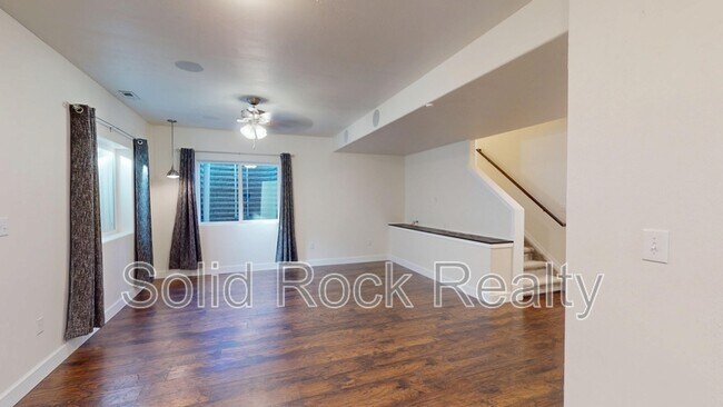 Building Photo - 8341 Needle Drop Ct