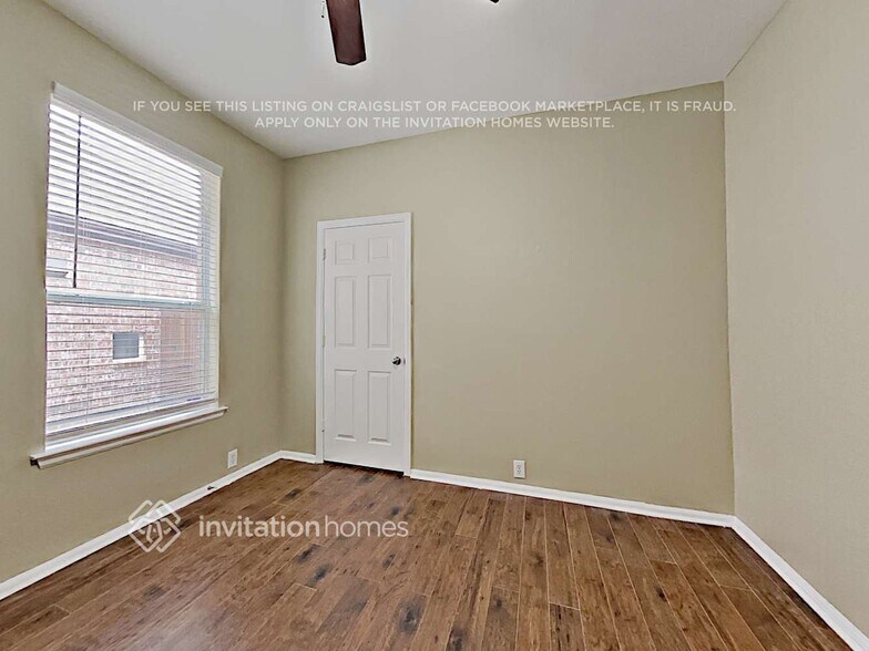 Building Photo - 2828 Thorncreek Ln
