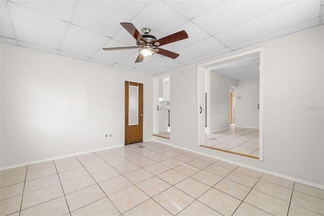 Building Photo - 5107 26th Ave S