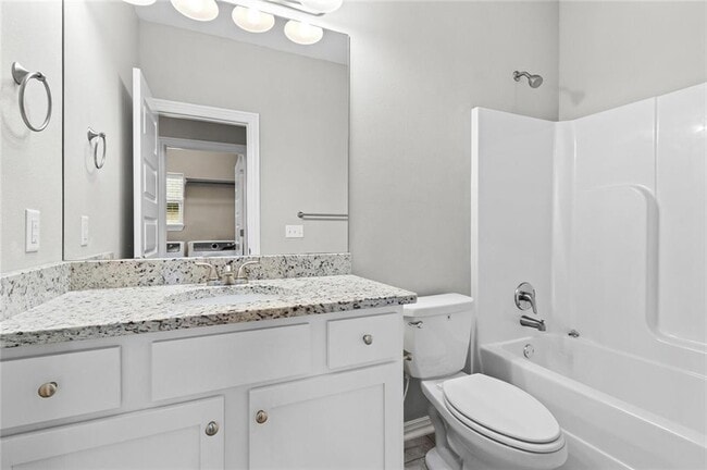 Building Photo - 4400 SW Eggersway Pl