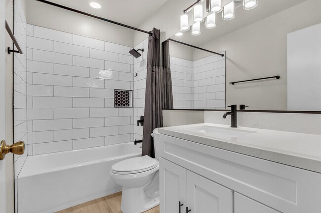 Building Photo - 3097 W Cheryllyn Ln