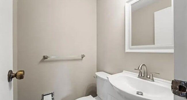 Building Photo - 1229 Trick Ave