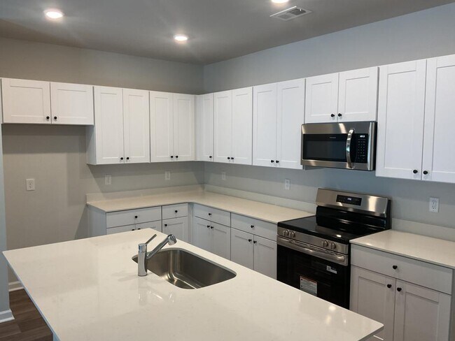 Building Photo - 508 Cambria Dr