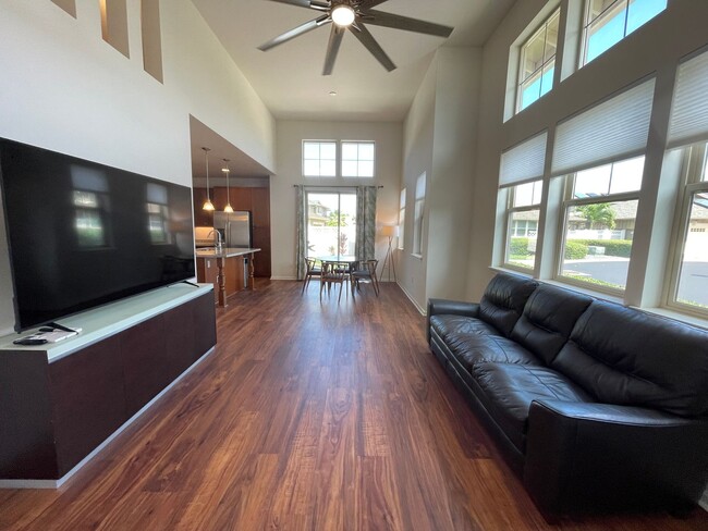 Building Photo - 394 Kahoma Village Loop