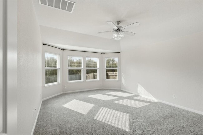 Building Photo - 424 Windy Reed Rd