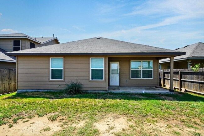 Building Photo - Stunning 4-Bedroom Home in Cobalt Canyon, ...