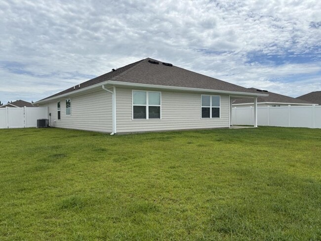 Building Photo - 6359 Bellavia Ln