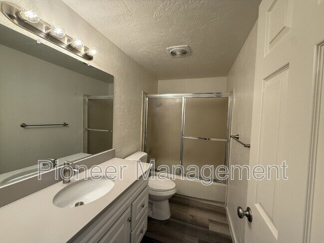 Building Photo - 5495 A St