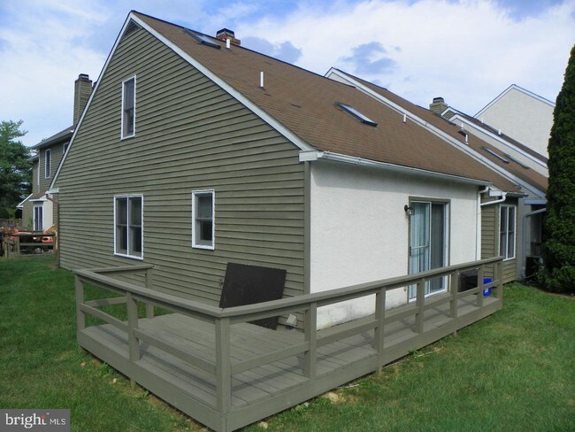 Building Photo - 5407 Lister Ct