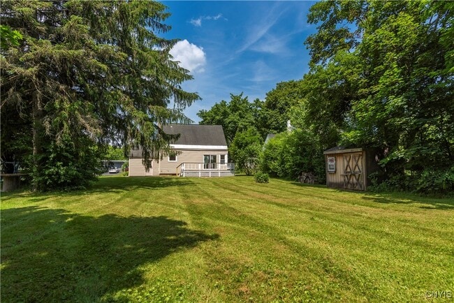 Building Photo - 202 Fairway Dr