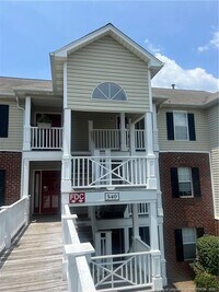 Building Photo - 340 Bubble Creek Ct