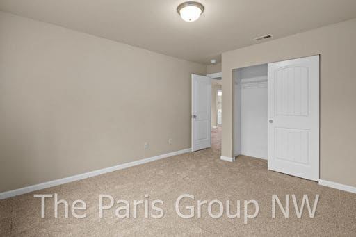 Building Photo - Gorgeous Updated 2012 Covington 4BR – New Paint, Floors, Cabinets, Quartz Counters +++