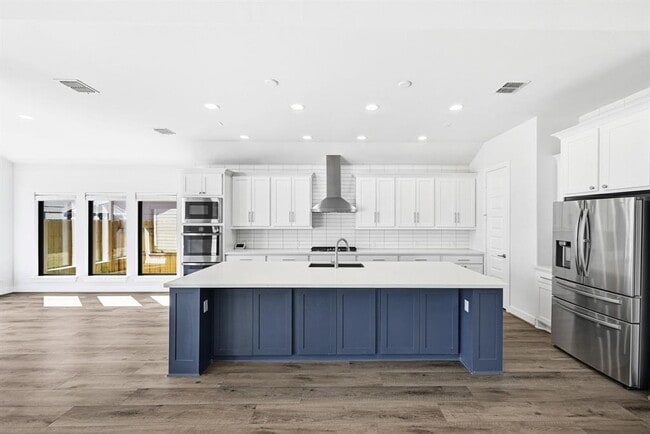 Building Photo - 9201 Spire View