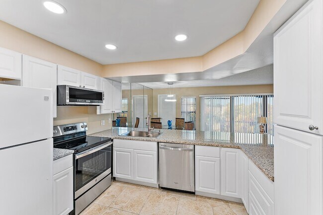 Building Photo - 1605 S US Hwy 1