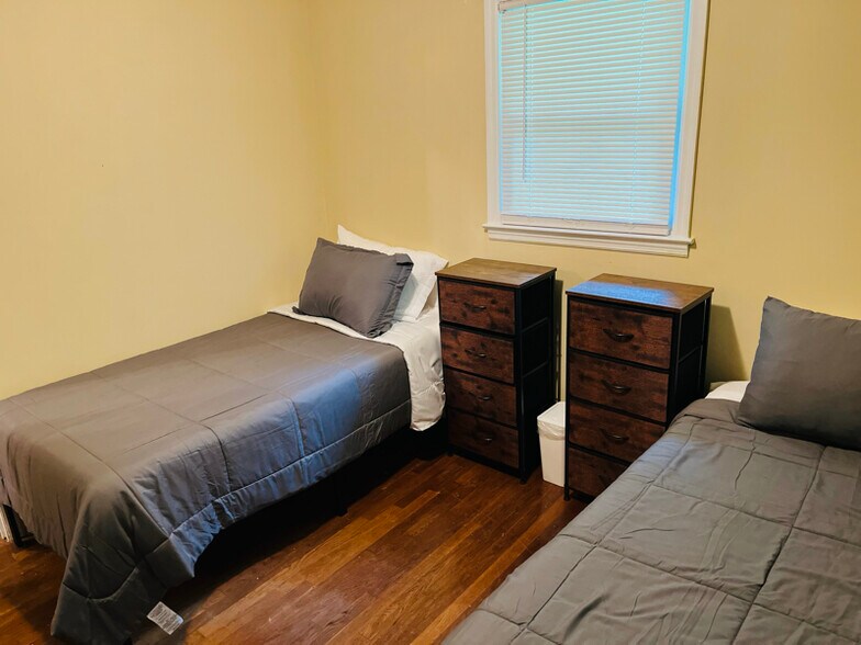 Building Photo - 3401casa Sandy Woods Ln