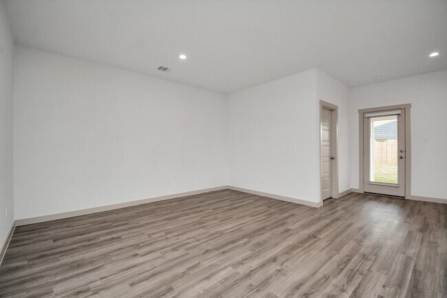 Building Photo - 7810 Brumbly Ln