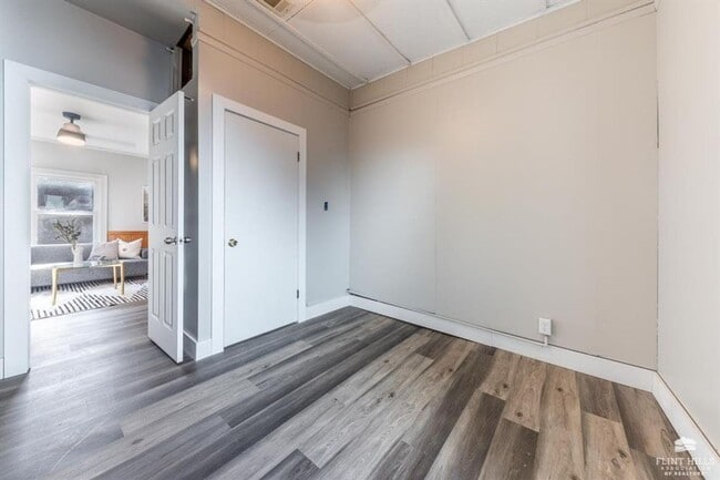 Building Photo - Beautiful, Spacious Home