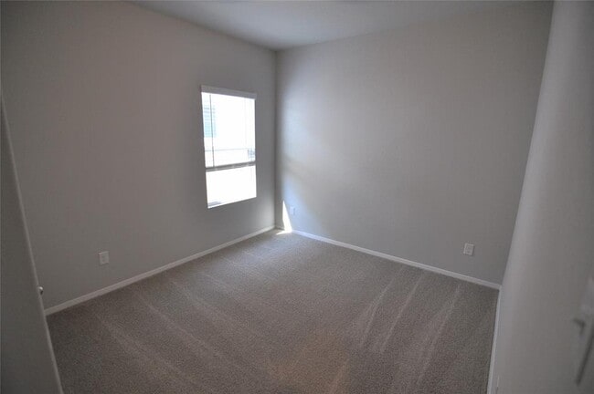Building Photo - 11520 Domenico Cv