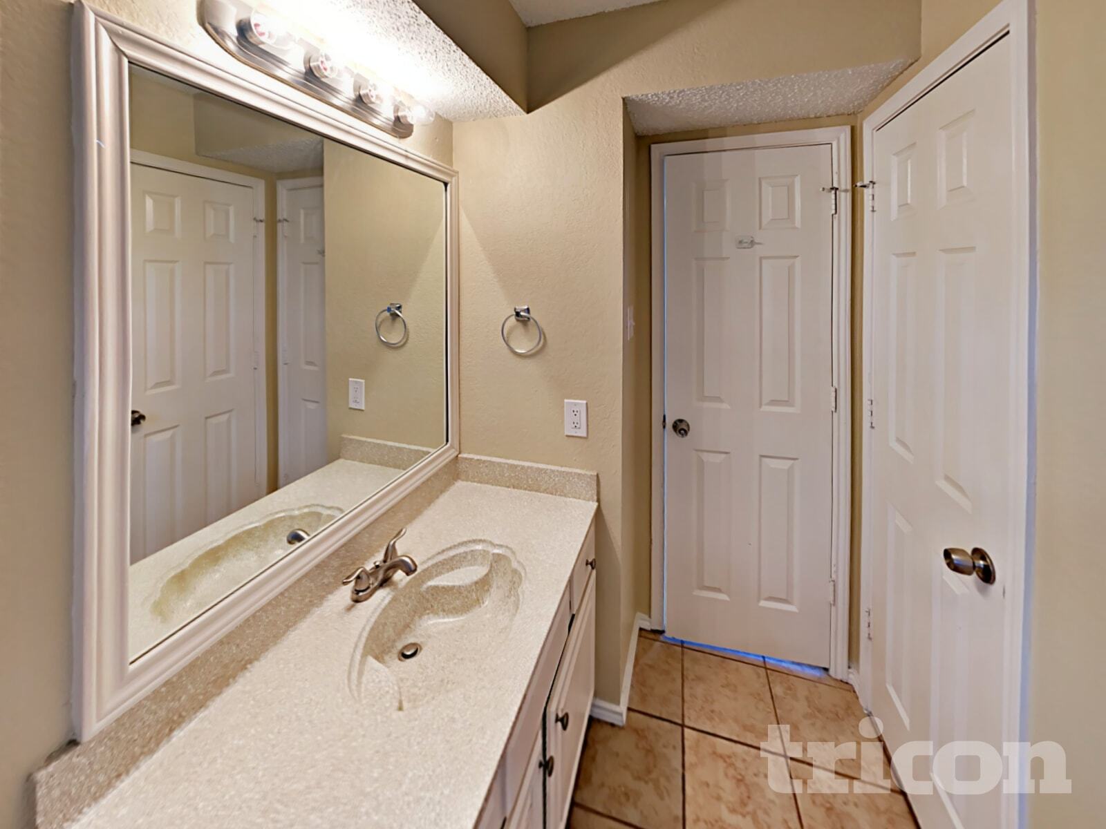 Building Photo - 1521 Savannah St