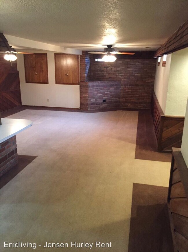 Building Photo - 1 br, 1 bath House - 1025 W. Maine