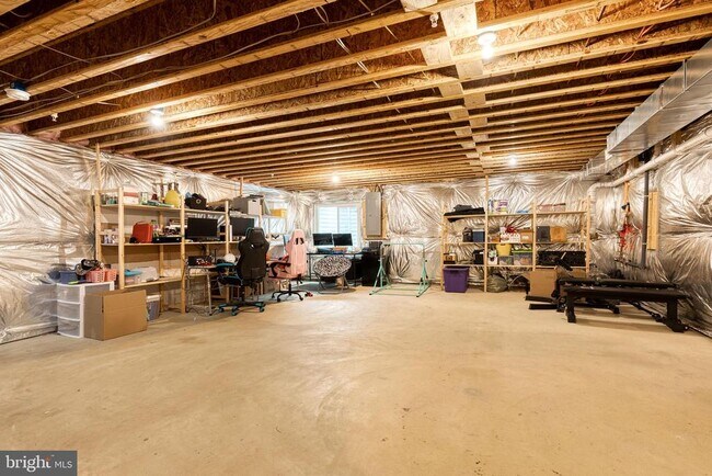 Building Photo - 7730 Lawrence Ave