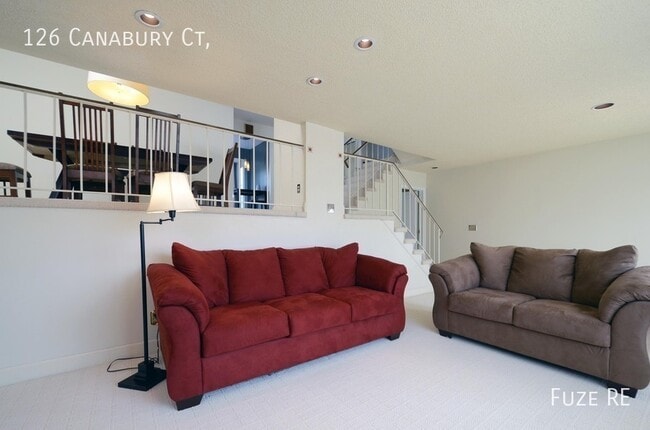 Building Photo - 126 Canabury Ct