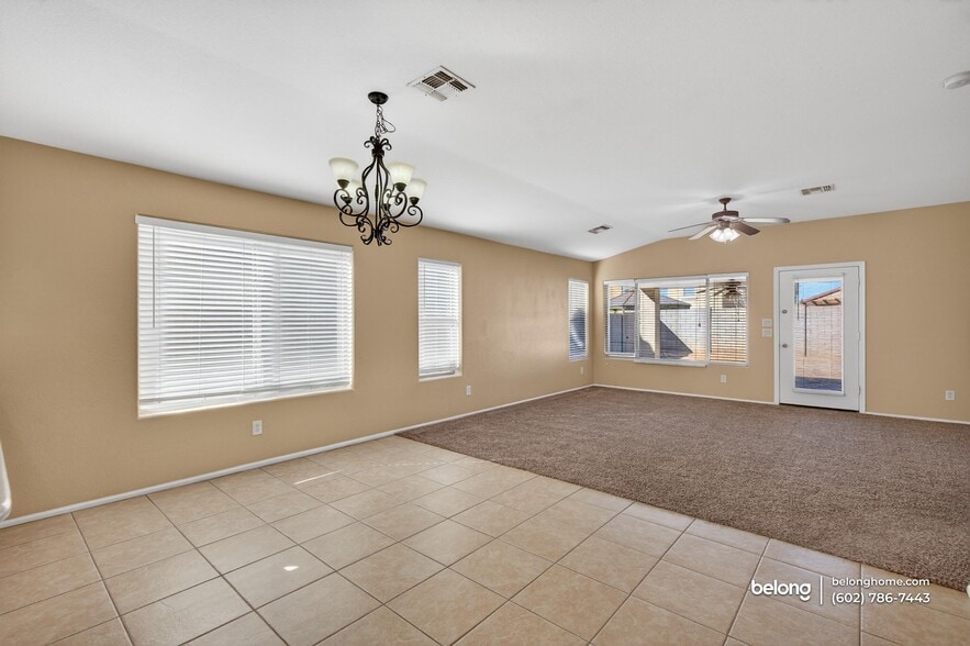 Building Photo - 5032 S Rovey Pkwy