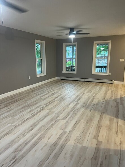 living room - 54 Clarendon St