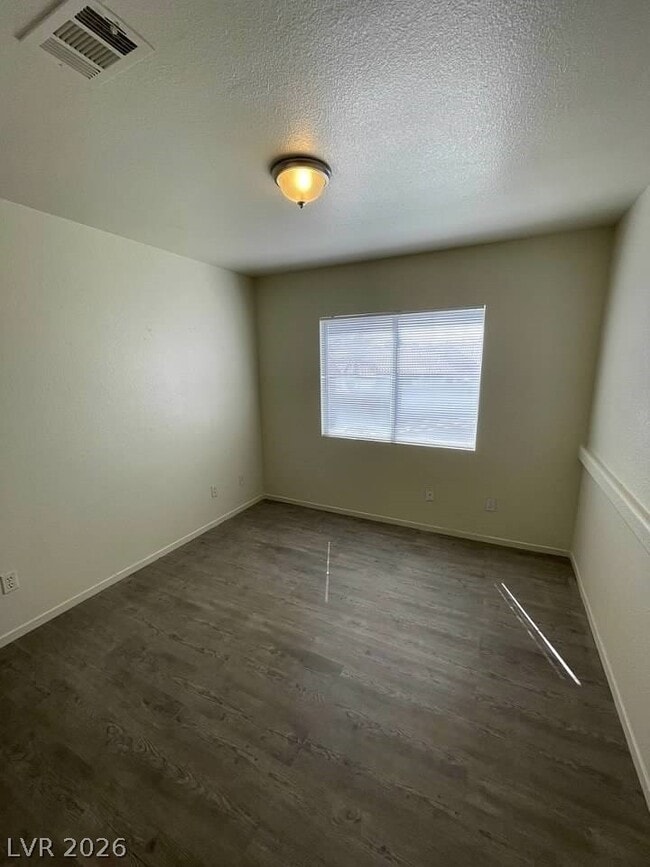 Building Photo - 8829 Cornwall Glen Ave