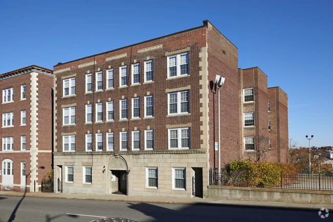 The Chestnut Street Apartments Worcester, MA Apartment Finder
