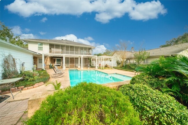 Building Photo - 3114 Cypress Point Dr