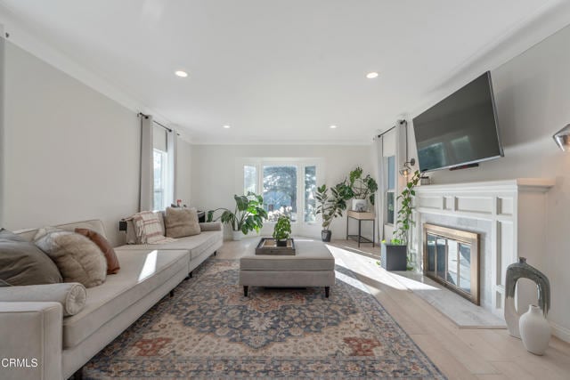 Building Photo - 5200 Dahlia Dr