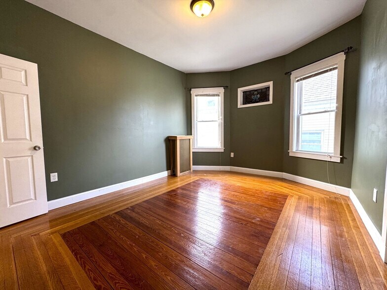 Building Photo - 24 Weld Hill St