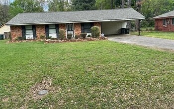 Building Photo - 1628 Puryear Rd