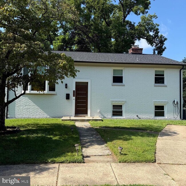 Building Photo - 5628 Alta Vista Rd