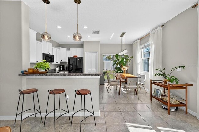 Building Photo - 3928 Cat Mint St