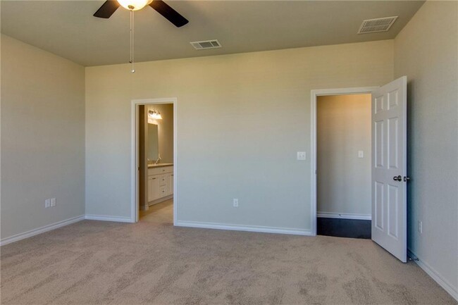 Building Photo - 11716 Selkirk Dr