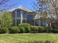 Building Photo - 7229 Roxbury Ct