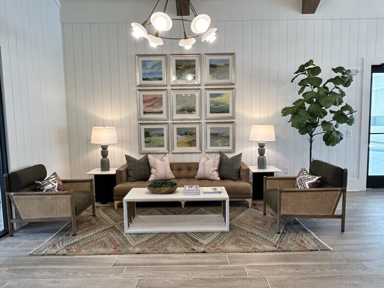 Building Photo - Encore at Westgate