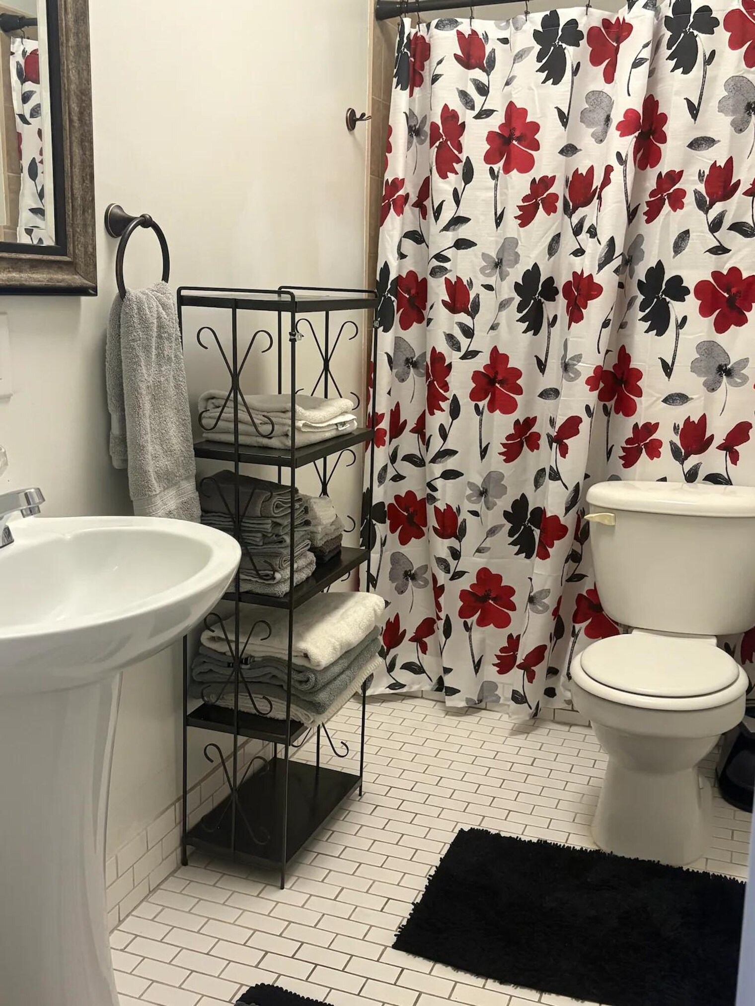 Building Photo - 15 Tregaski Ln