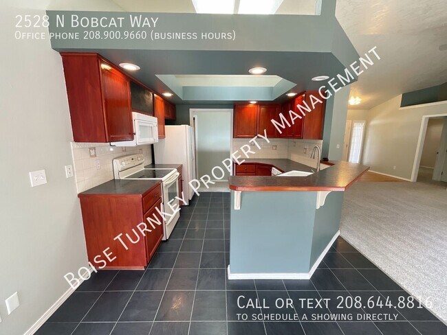 Building Photo - 2528 N Bobcat Way