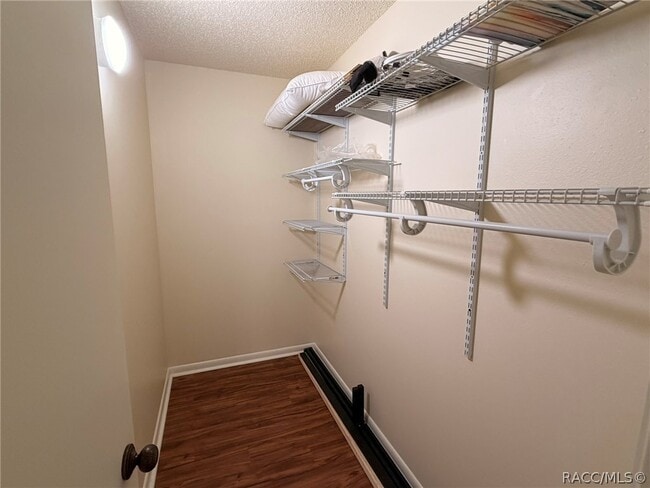 Building Photo - 2400 Forest Dr