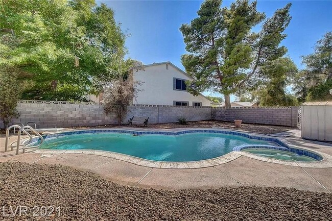 Building Photo - 3554 El Camino Rd