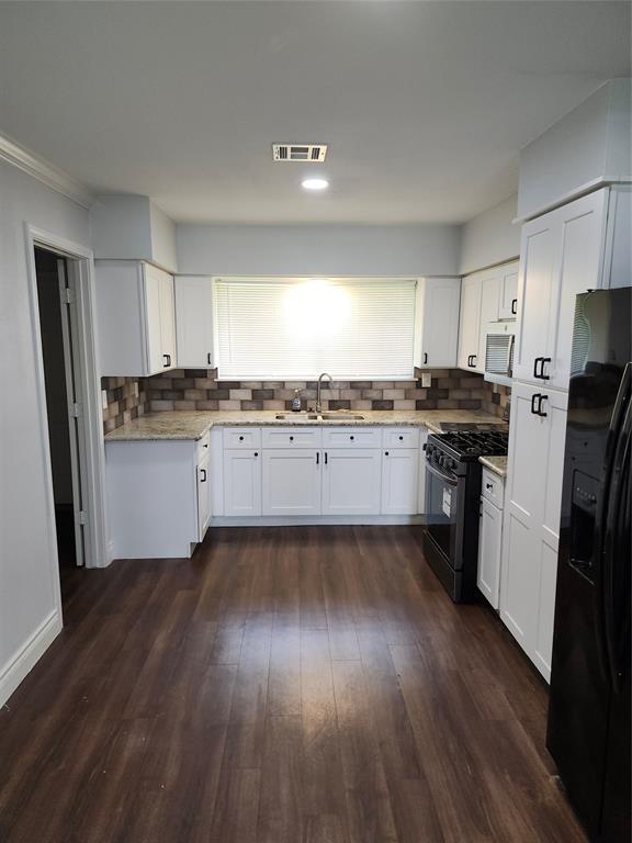 Building Photo - 4126 Beran Dr