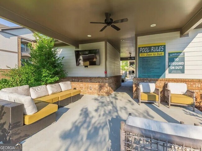 Building Photo - 2080 One White Oak Ln