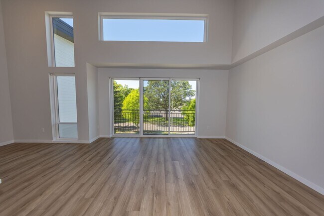 Building Photo - Brand New! - 2 Bedr in Gated Community - 6 WEEKS FREE & xfinity Internet