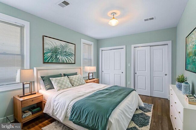 Building Photo - 1219 K St NE