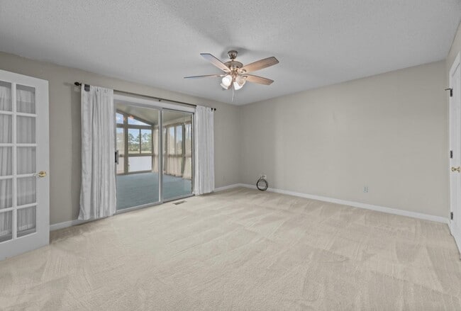 Building Photo - Waterfront Dream Home Best View in Fairfield Harbour!