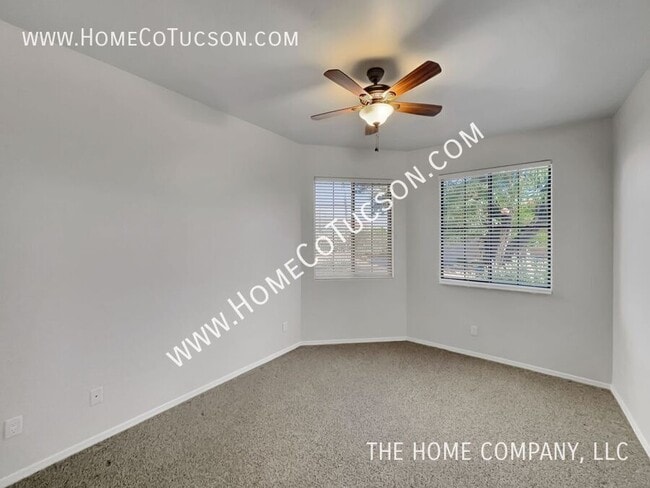 Building Photo - 6325 N Calle Del Halcon