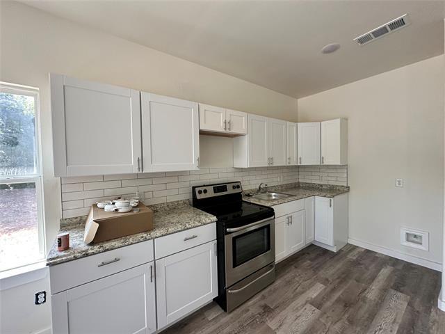 Building Photo - 4934 Echo Ave